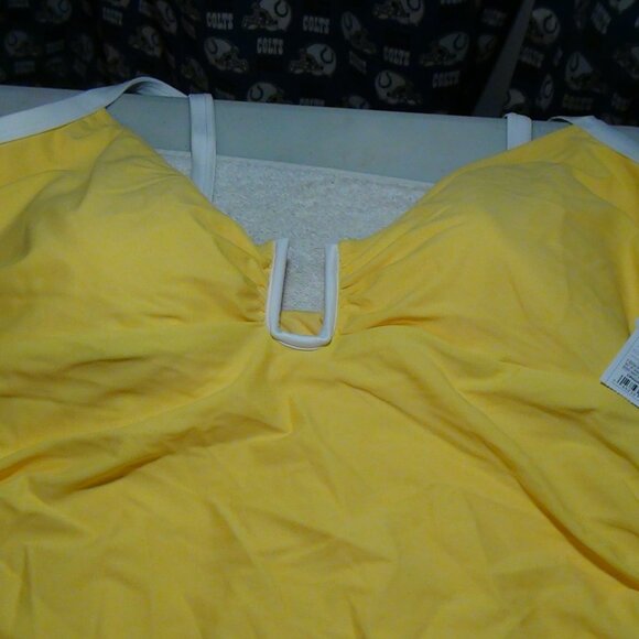 Shade & Shore Women's U-Wire Plunge High Leg One Piece Swimsuit Yellow 16 - 24 - Picture 6 of 13